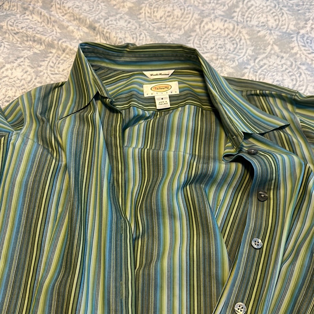 Womens suit shirt size 8